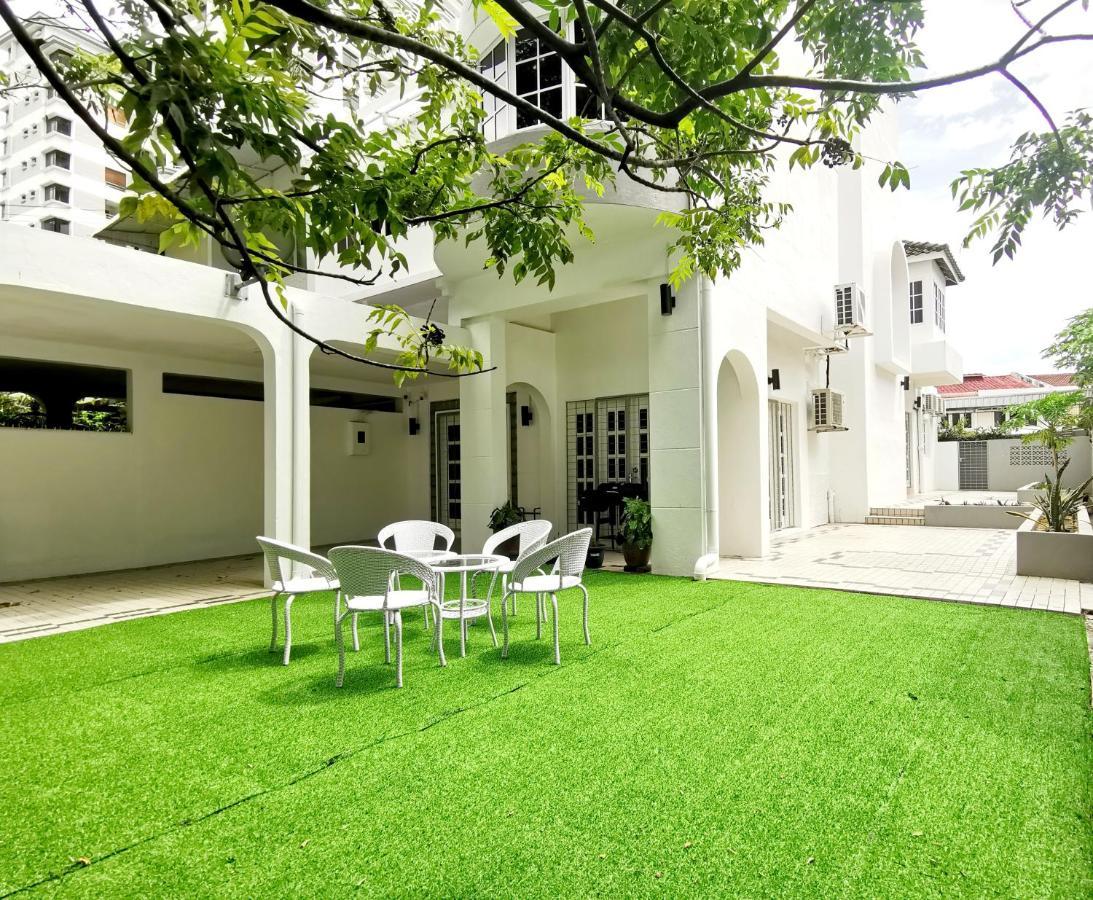 527 Beachhouse L 5 Bedroom With Swimming Pool - 3Min Walk To The Beach Tanjung Bungah  Exterior photo