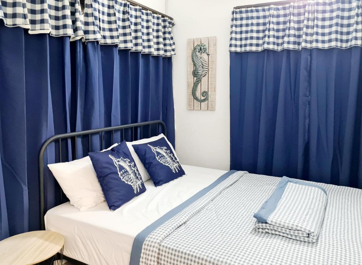 527 Beachhouse L 5 Bedroom With Swimming Pool - 3Min Walk To The Beach Tanjung Bungah  Exterior photo